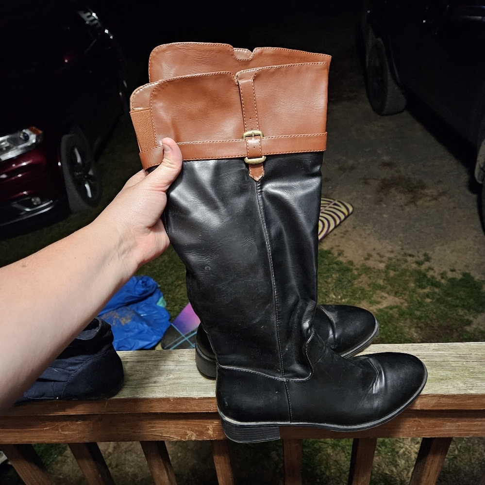 Womans boots